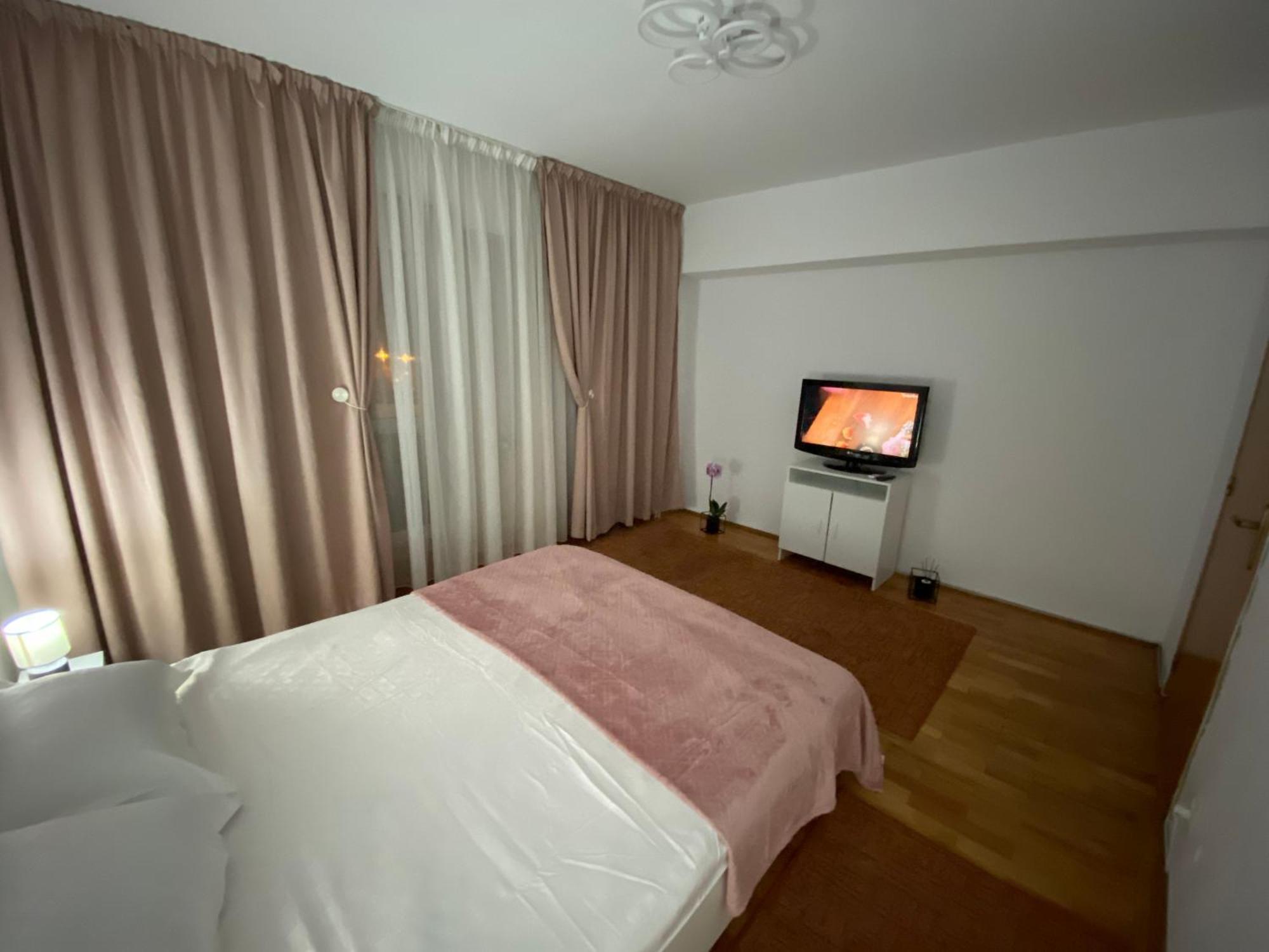 Central Relaxation Apartment Bucharest Luaran gambar