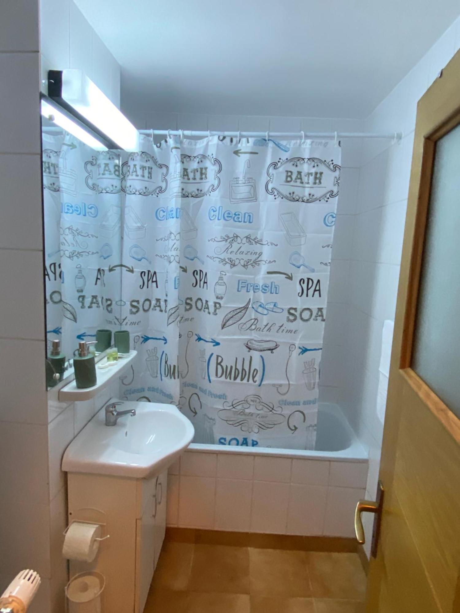 Central Relaxation Apartment Bucharest Luaran gambar