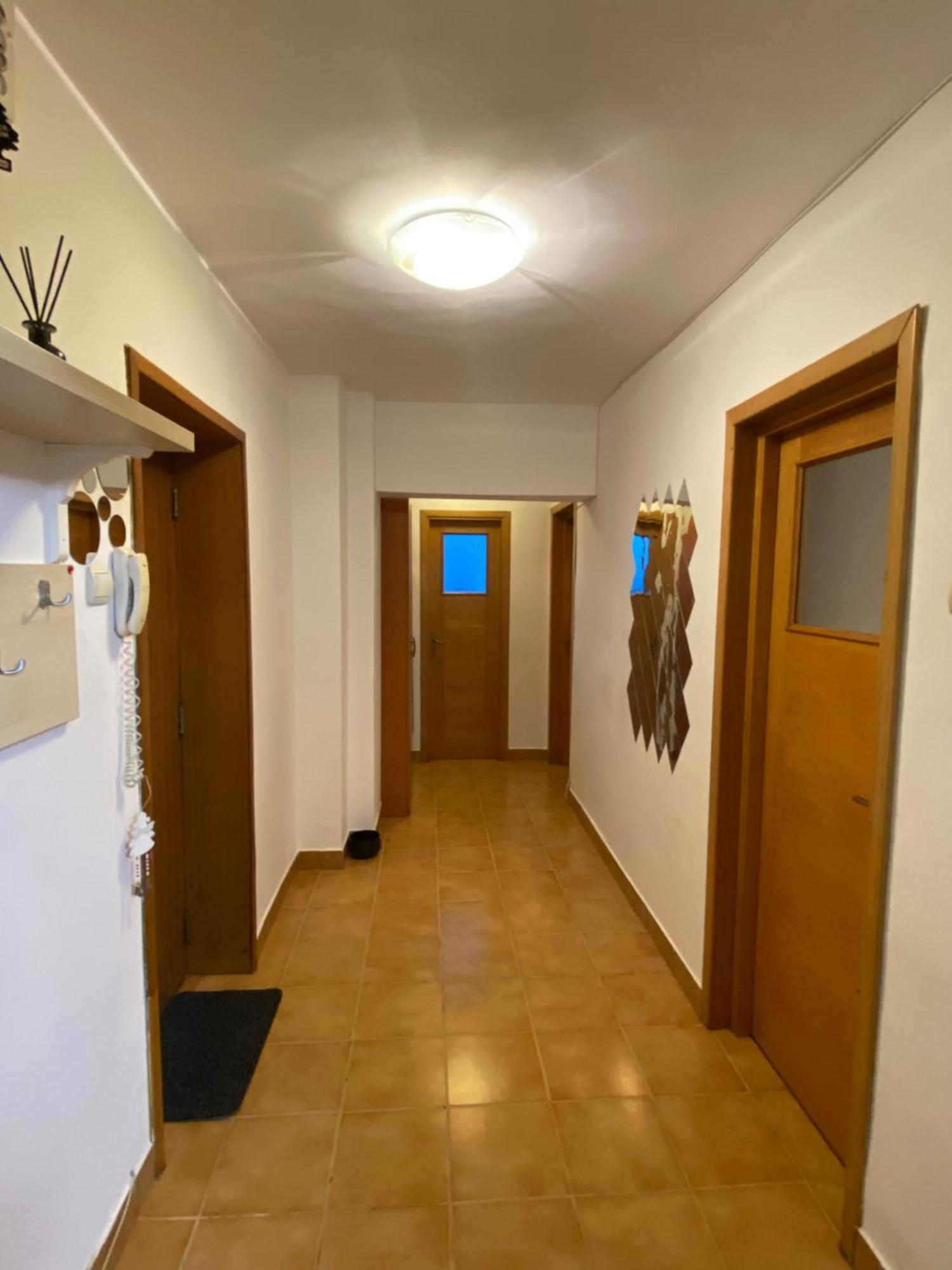 Central Relaxation Apartment Bucharest Luaran gambar