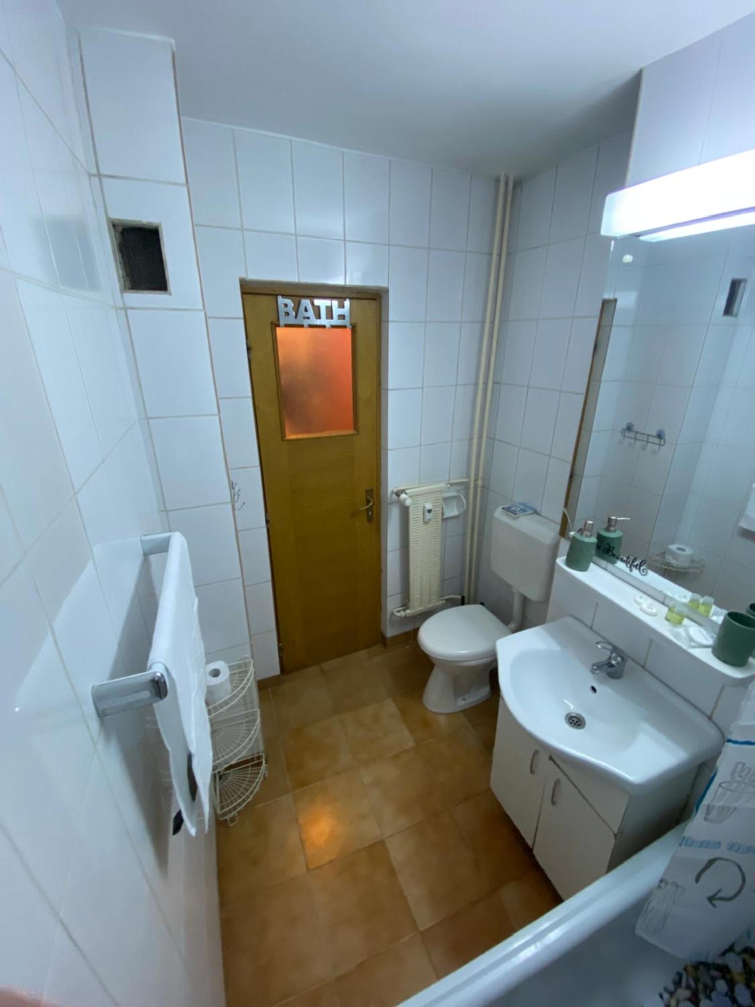 Central Relaxation Apartment Bucharest Luaran gambar